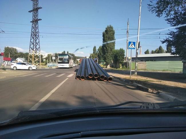 „A pillanat, amikor eszembe jutott minden, amit a biztonságos követési távolságról tanultam a KRESZ elméleti oktatáson."