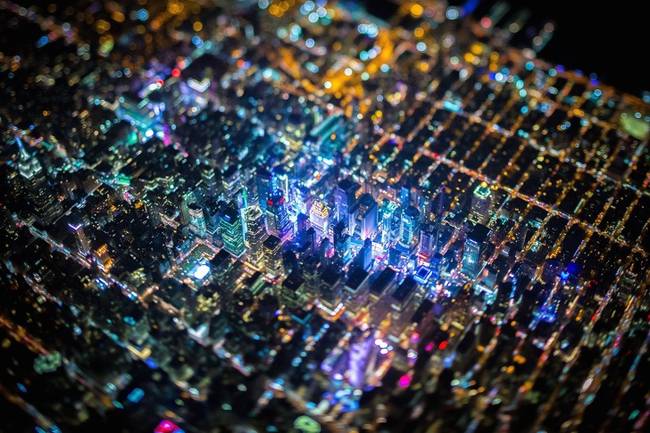 A madártávlatból nézett New York pedig úgy néz ki, mint egy alaplap.