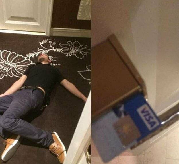 „Ezt a nagyon részeg srácot találtam a hotelunk folyosóján. A szobájába próbált meg bejutni, de hiába, mert rossz kártyát használt...”