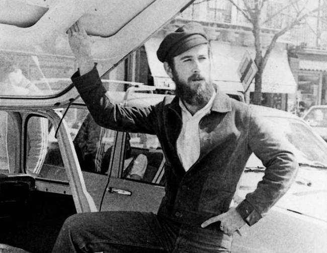 „Apám a 70-es években, Franciaországban. (Ryan Gosling-nak talán el kellene mennie egy apasági tesztre)"