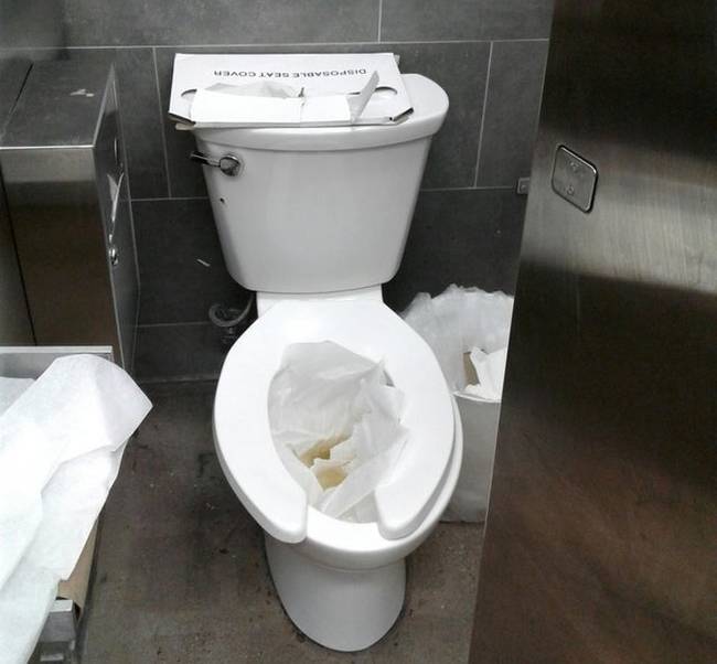 „Azok, akik így hagyják maguk után a nyilvános vécéket."