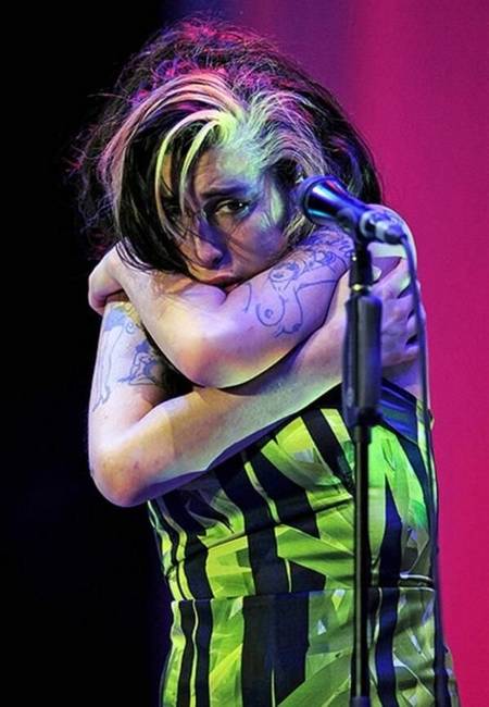 Amy Winehouse utolsó koncertje Belgrádban, Szerbiában - 2011-ben.