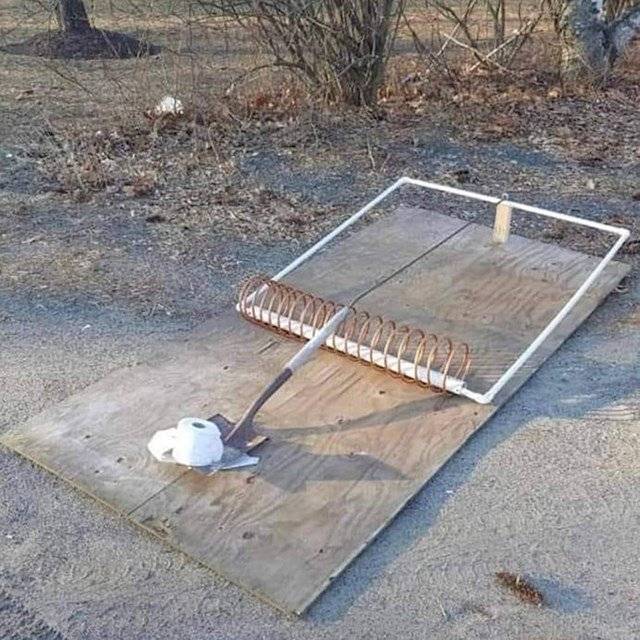 „Vigyázz magadra, ha kimész, nehogy csapdába ess."