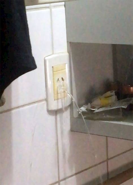 „Nagyon jó itthon a karanténban, kösz a kérdést."