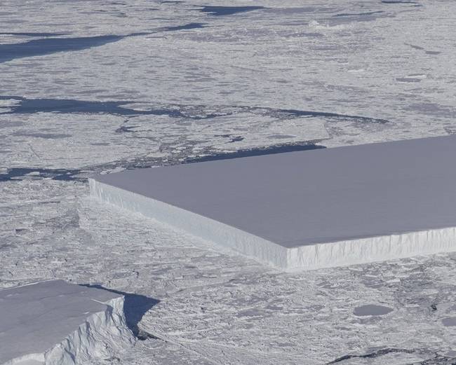 A NASA talált egy tökéletesen szögletes jéghegyet az Antarktiszon.