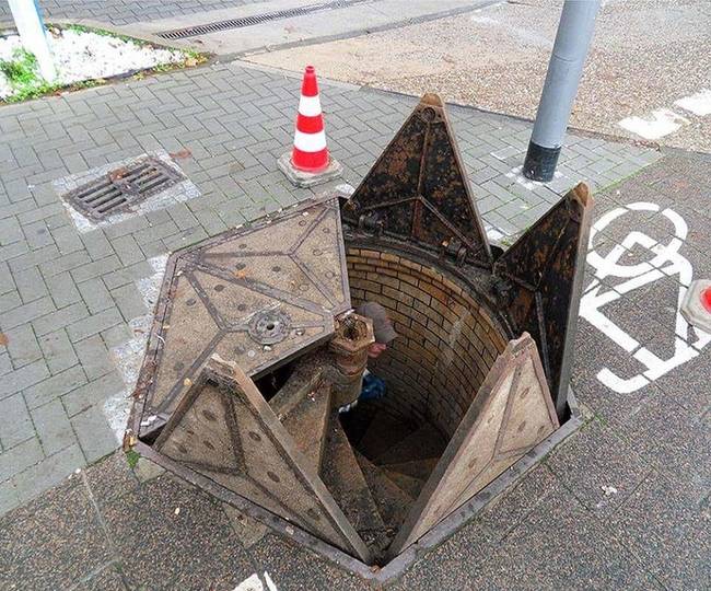 Csatornafedél, Németországban.