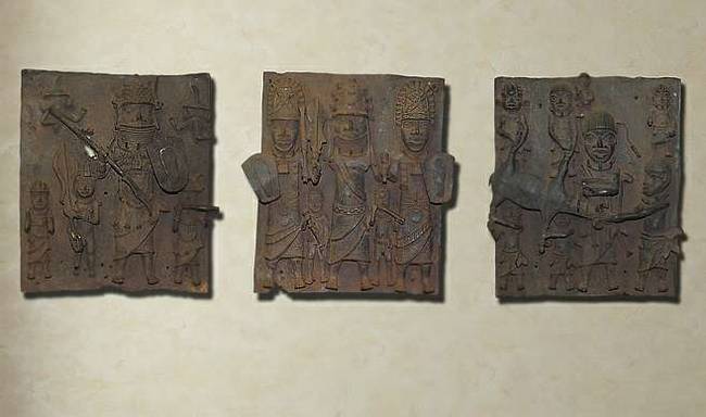 13. századi bronztáblák.