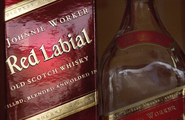 ALAPJÁBAN VÉVE SZERETEM A WHISKYT, DE EZT LEHET, HOGY INKÁBB KIHAGYNÁM… :D