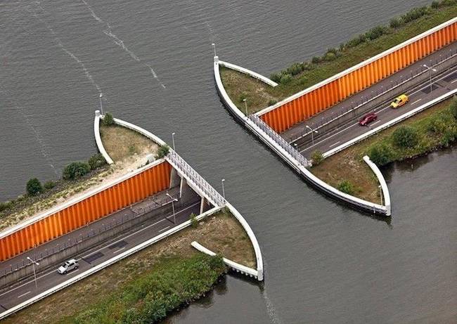 Veluwemeer vízi híd, Hollandia