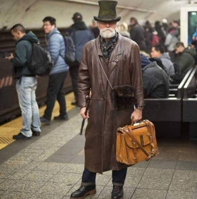 Évszázadokon átívelő stílus.