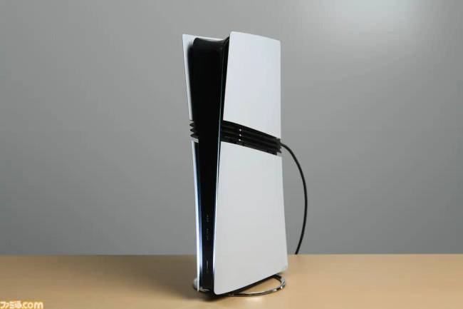 Összehasonlították a PS5 Pro-t a PS5-tel és a PS5 Slimmel