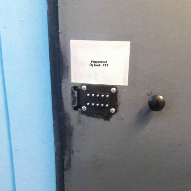 Első a biztonság.