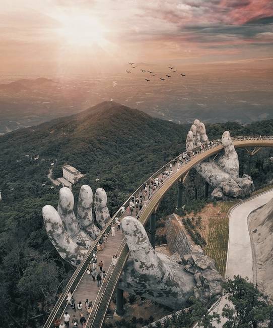 Golden Bridge, Vietnám