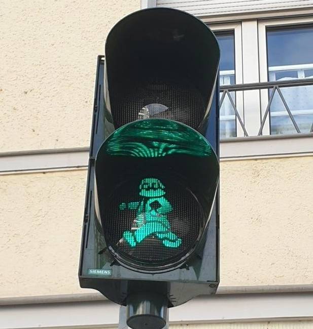 Karl Marx jelzőlámpa a németországi Trierben.