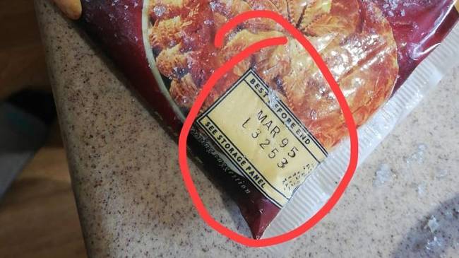 "A karantén egyik nagy előnye, hogy anyám végre kipakolta a fagyasztónkat."