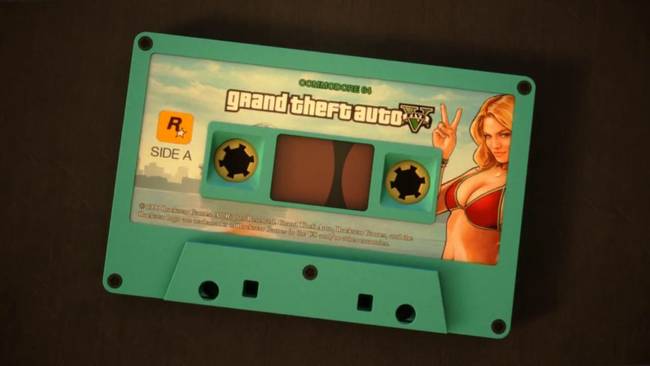 A Grand Theft Auto V számítógépes változatának hajlékonylemezre (floppy) történő mentéséhez több, mint 45 ezer floppy lemezre lenne szükségünk.