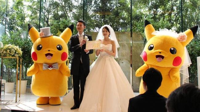 Japánban akár Pokémon-stílusban is tarthatunk esküvőt.
