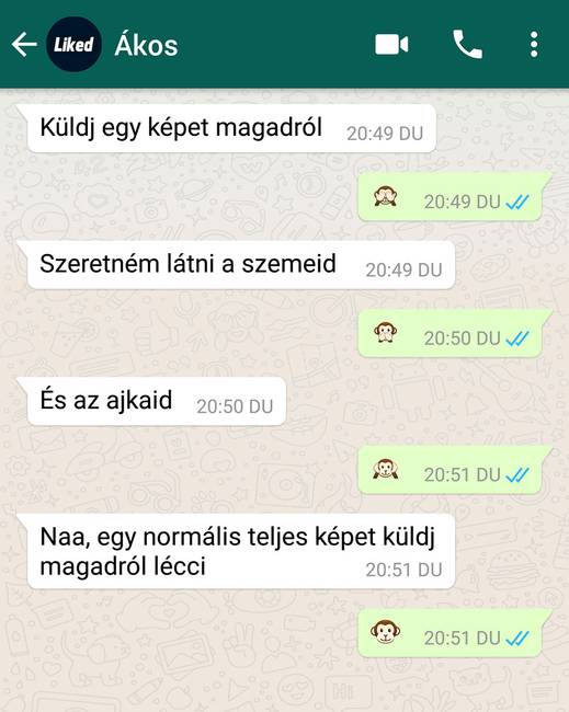 14 ember, akit a nehéz időkben sem hagy cserben a szarkazmusa