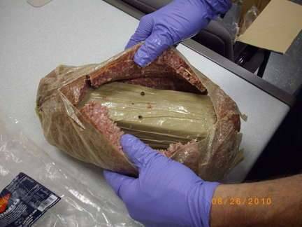 2 kilogramm kokain, amit egy pár cipőbe rejtve találtak 2011-ben, a John Fitzgerald Kennedy nemzetközi repülőtéren.
