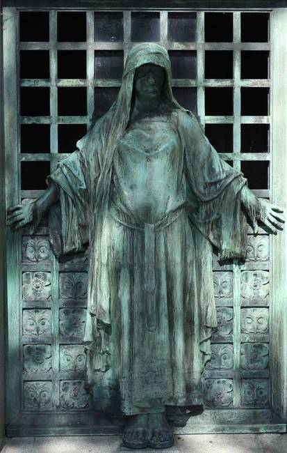 A Père Lachaise temető szobrai – Párizs, Franciaország