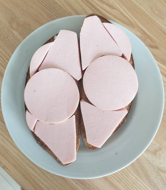 „Szóval a húgom tökéletes szendvicseket készít. Mindig!"