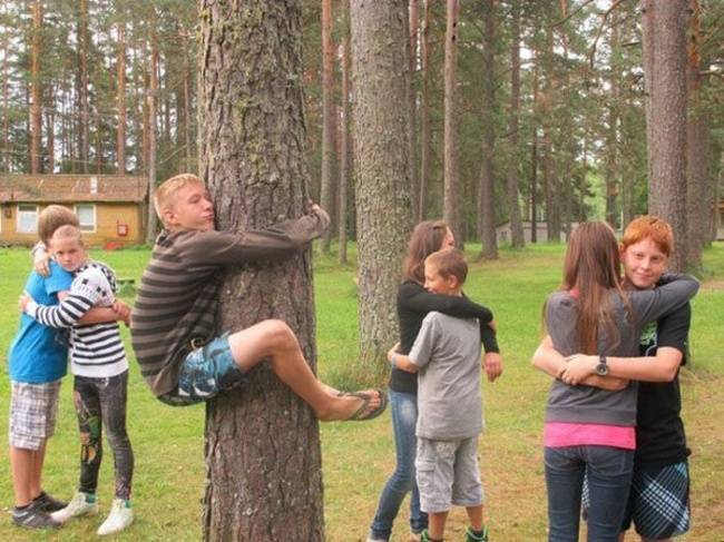 Ő sem akart lemaradni erről a romantikus fotóról... :P