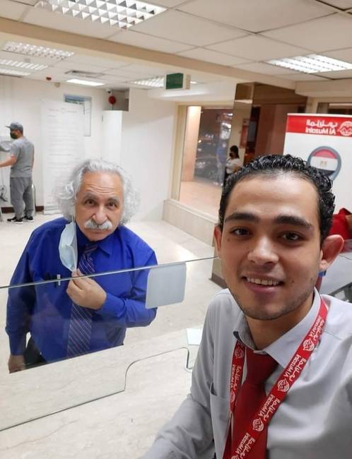 Végezetül: Egyiptomban nemrég Albert Einstein hasonmására lettek figyelmesek az emberek.
