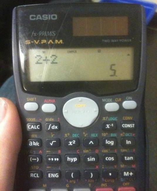 „Ez a számológép sérti az intelligenciámat."