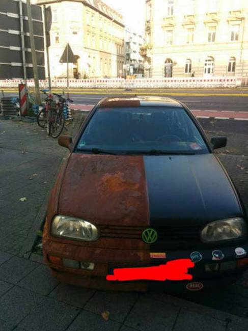 Csak a felét volt pénz megjavíttatni, na.