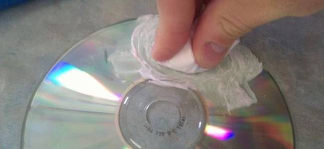 A fiatalabb generációk már azt sem értik, hogy miért kell fogkrémet kenni egy CD-re vagy minden erőnkkel belefújni egy tintapatronba.
