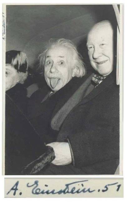 Miért nyújtja ki a nyelvét Einstein a híres fotón?