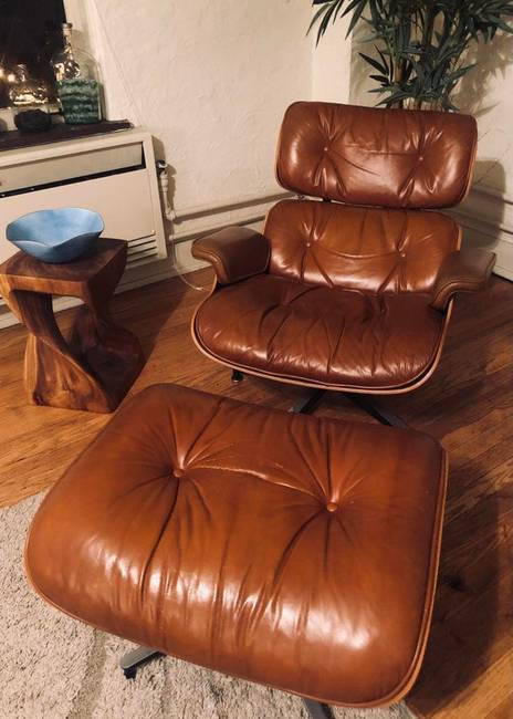 „Nagyapám egy ilyen 60-as évekbeli Herman Miller fotelt hagyott rám. Most ebben pihenhetek esténként."