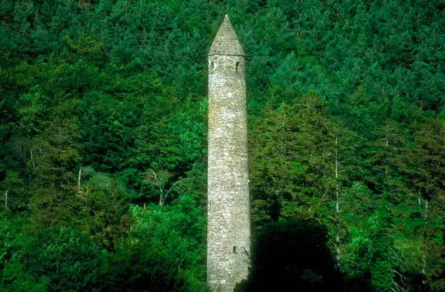 Glendalough tornya, Wicklow megye.