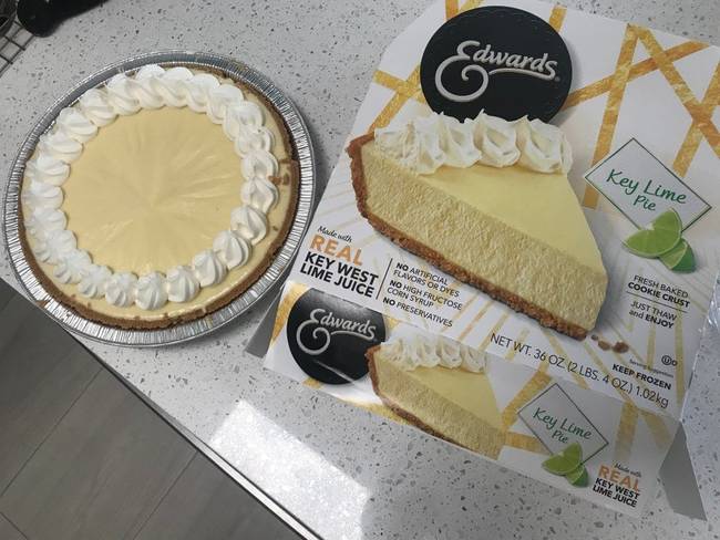 „Valóban lenyűgözött ez a szupermarketben vásárolt torta, ami pont úgy nézett ki, mint a csomagoláson látható képen."