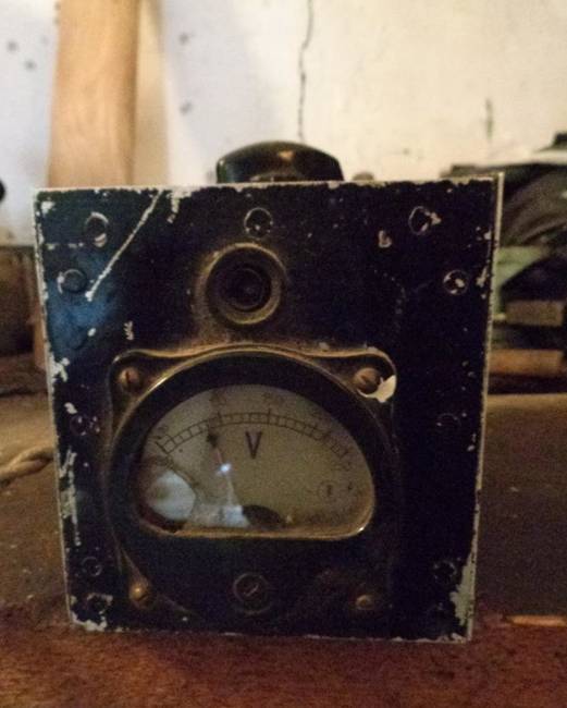 Kondovoy feszültségstabilizátor, instabil elektromos hálózathoz.