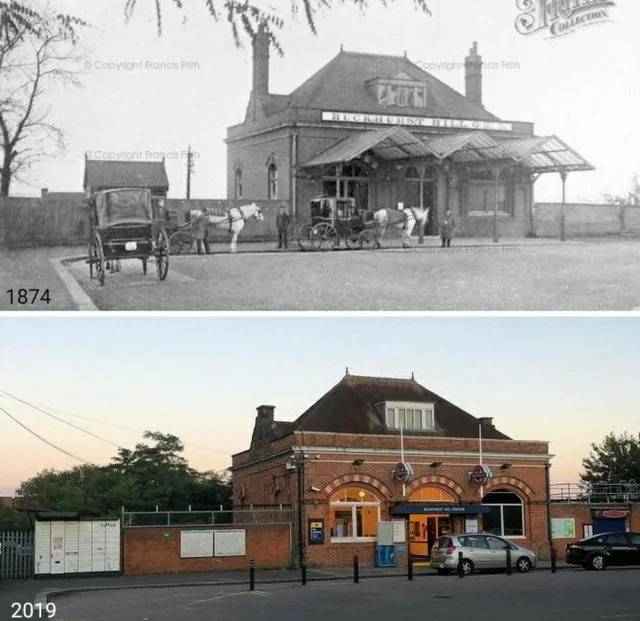 Buckhurst Hill állomás, az angliai Essex-ben.