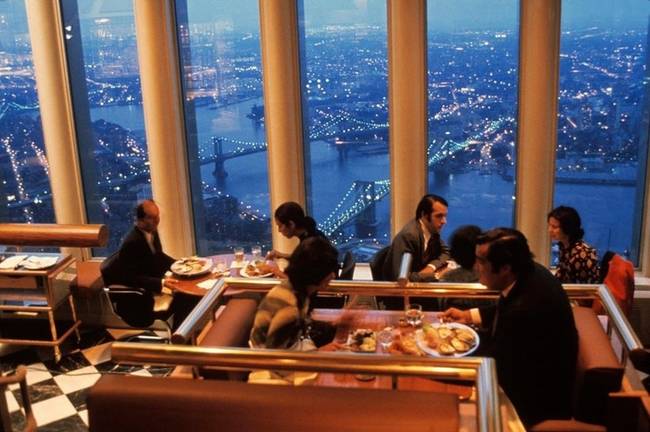 Vacsora a World Trade Center (Tower One) tetején, 1993-ban.