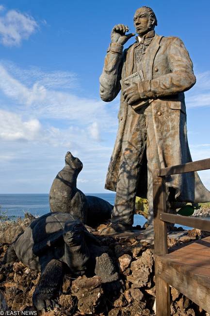 Charles Darwin és a Galápagos-szigetek.