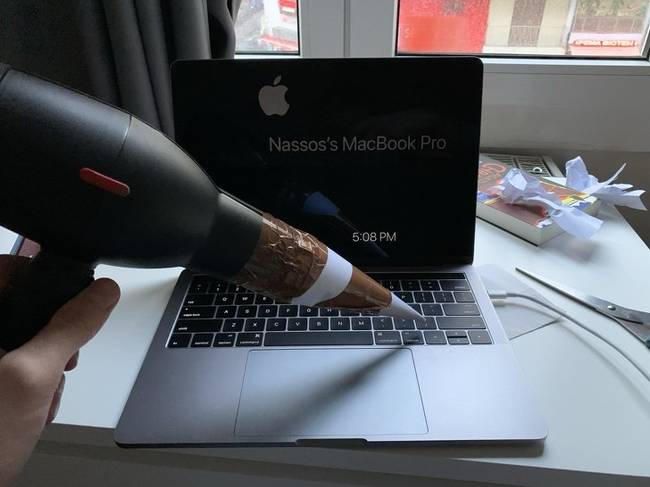 „Így takarítottam ki ma a laptopomat."