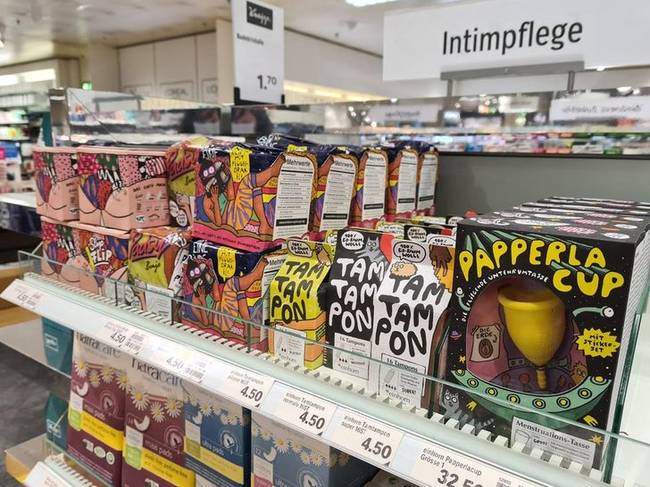 „Miért nem voltak ilyen menő tamponok, amikor tinédzser voltam?''