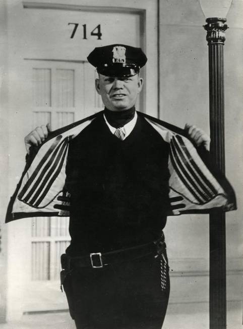 Fűthető elektromos dzseki, 1932-ből.