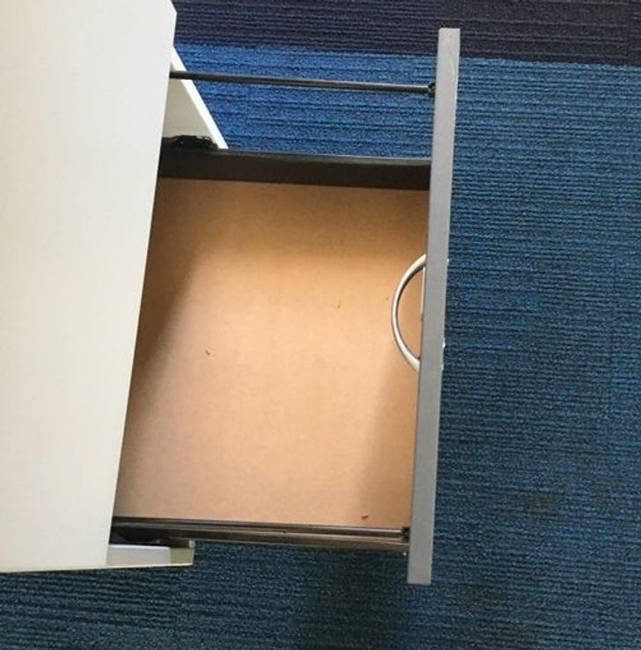 „Az egyik fiók az iskolámban."