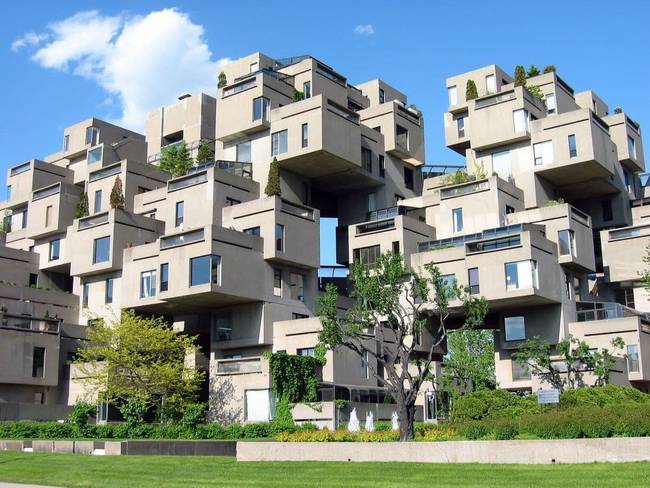 Moshe Safdie építész tervezte megának a Habitat 67 névre keresztelt lakóparkját. 2018 óta bárki vásárolhat itt lakásokat. Egyébként a kanadai Montréálban található.