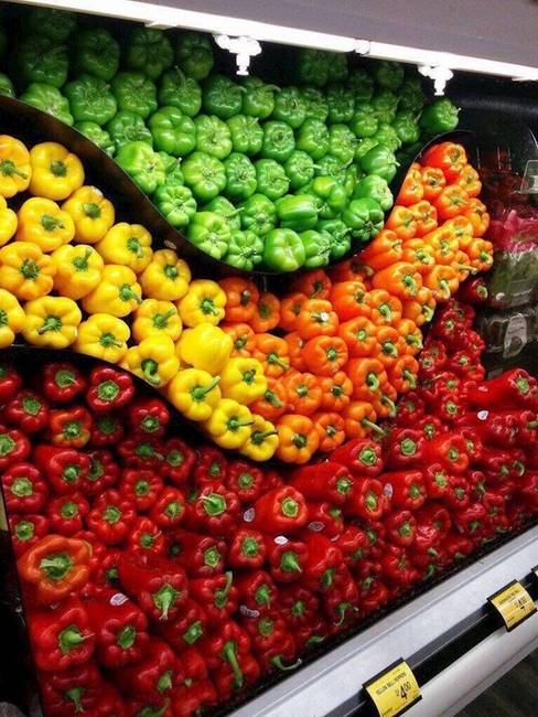 Ebben a szupermarketben egy igazi művész dolgozik.