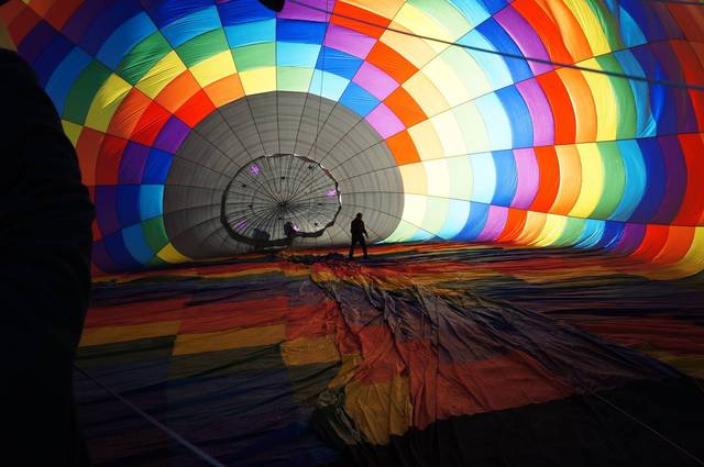 Egy hőlégballon belseje.