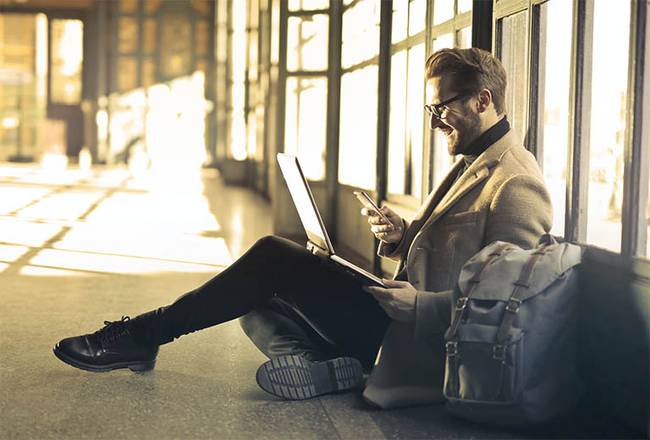 Hogyan csatlakozzunk ingyen a reptéri Wi-Fi-re?