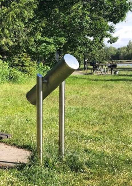 „Ezt a furcsa fém hengert a helyi parkban találtam."