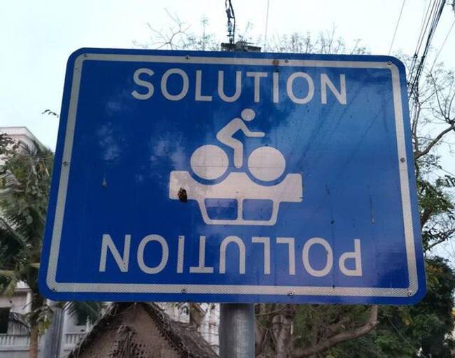 Erőteljes üzenet a kerékpárok használatára.
