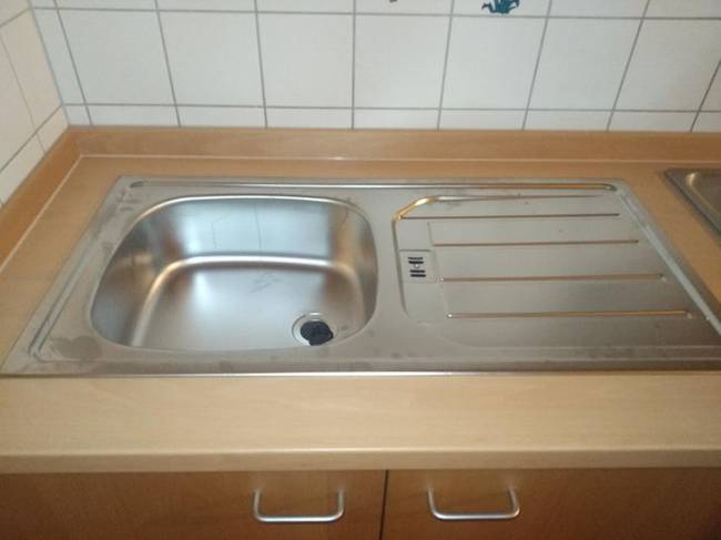 „A kollégiumomban felújították a konyhát, de megfeledkeztek egy apró részletről. A csapról."