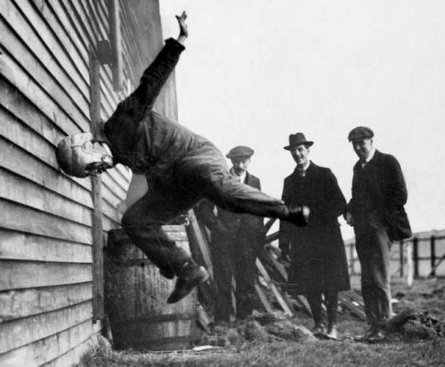 Sportsisak tesztelése 1912-ben.